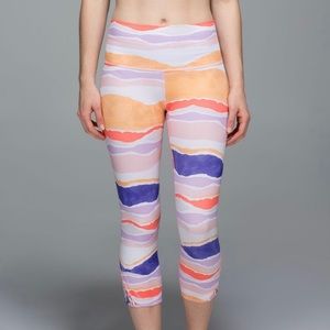 Lululemon True Self Crop